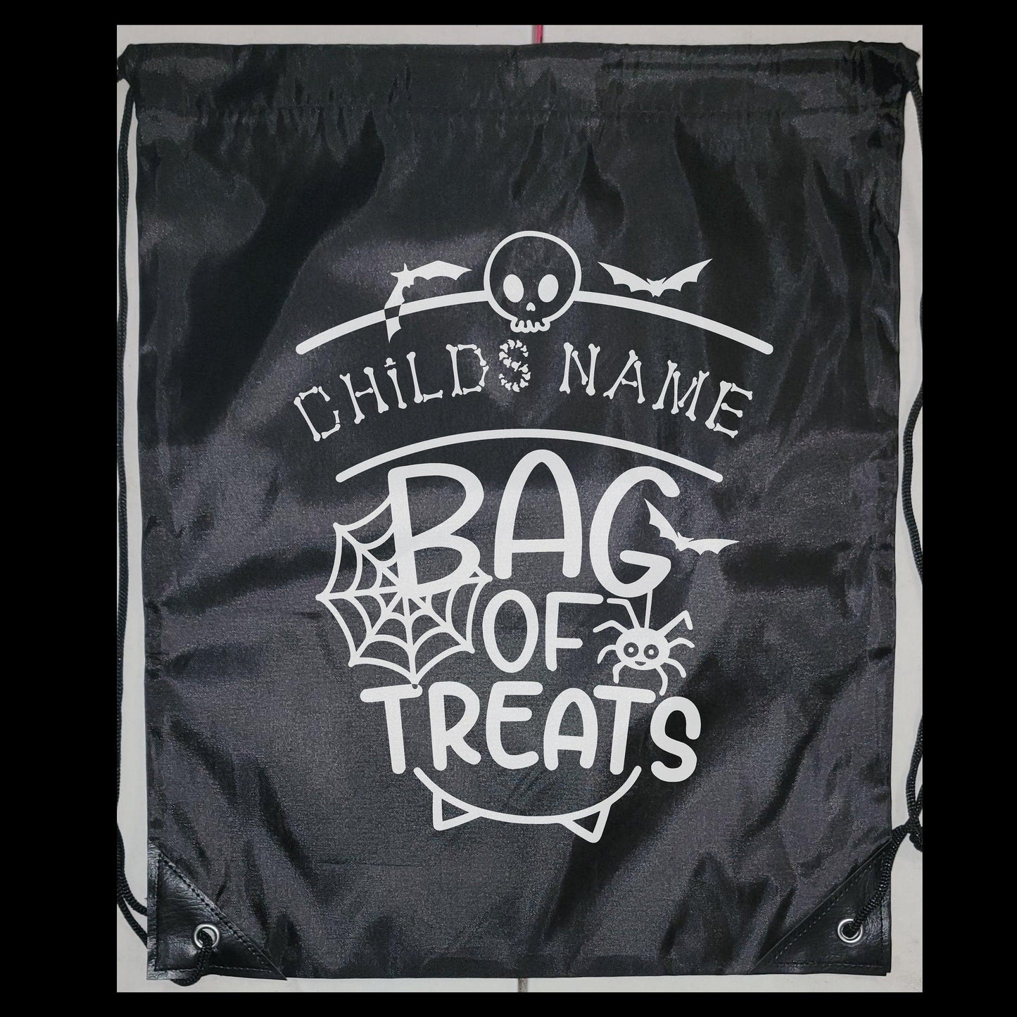 Personalized kids trick or treat bags, custom bag of treats drawstring Halloween bags FREE SHIPPING USA - Canadohta Custom Creations LLC